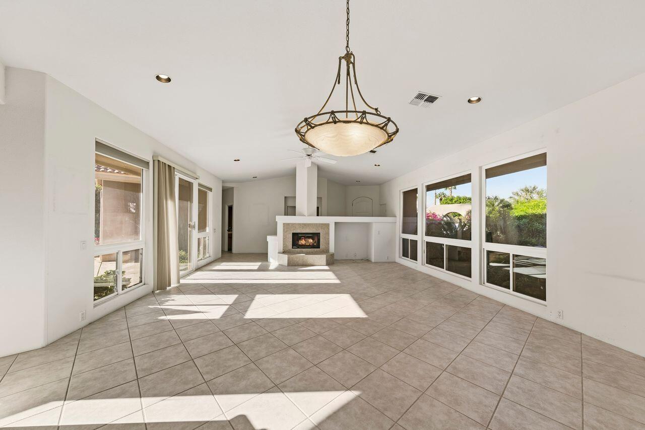 78855 Casa Del Rio La Quinta, CA 92253 - Photo 29 of 35 QXaa1p9g