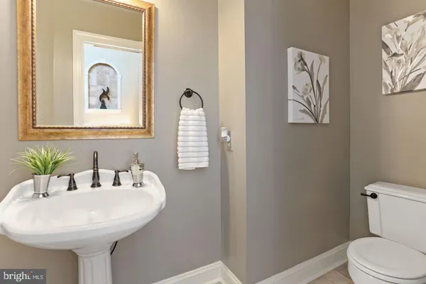 $6,775 | 2835 Lorcom Lane, Arlington, VA 22207