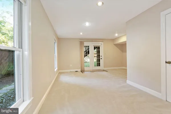 $6,775 | 2835 Lorcom Lane, Arlington, VA 22207