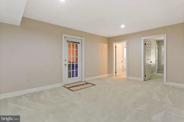 $6,775 | 2835 Lorcom Lane, Arlington, VA 22207