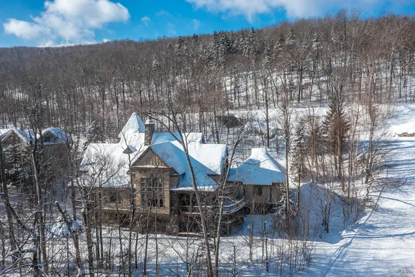 $3,100,000 | 165 Moonshadow Drive, Unit M15, Ludlow, VT 05149