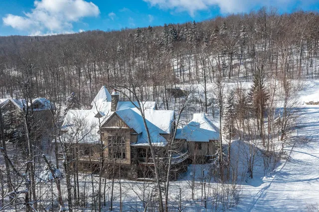 $3,100,000 | 165 Moonshadow Drive, Unit M15, Ludlow, VT 05149