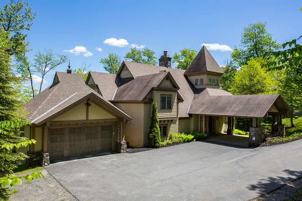 $3,100,000 | 165 Moonshadow Drive, Unit M15, Ludlow, VT 05149