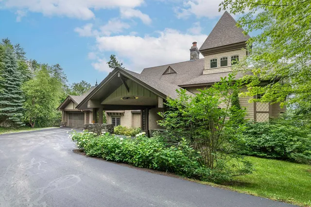 $3,100,000 | 165 Moonshadow Drive, Unit M15, Ludlow, VT 05149