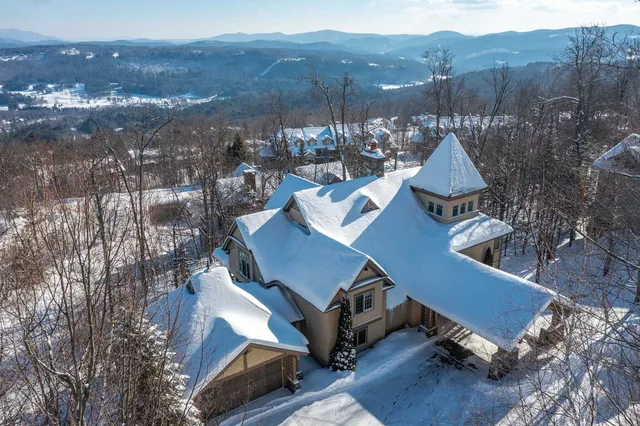 $3,100,000 | 165 Moonshadow Drive, Unit M15, Ludlow, VT 05149