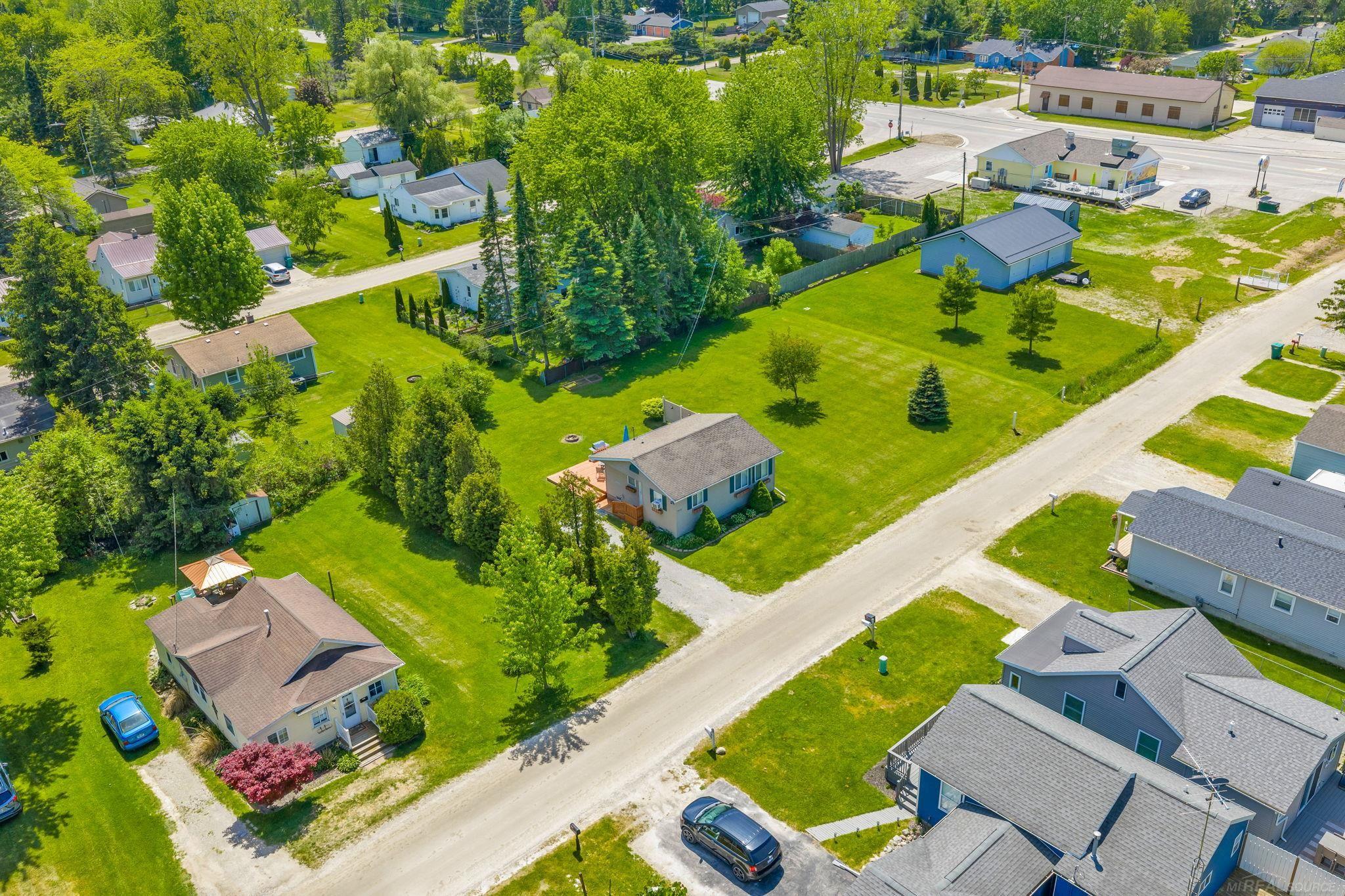 7296 Cedar Road Lexington, MI 48450 - Photo 18 of 35