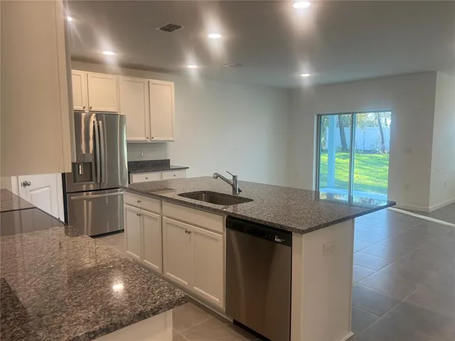 $2,000 | 2407 Southwest 165th Street, Ocala, FL 34473