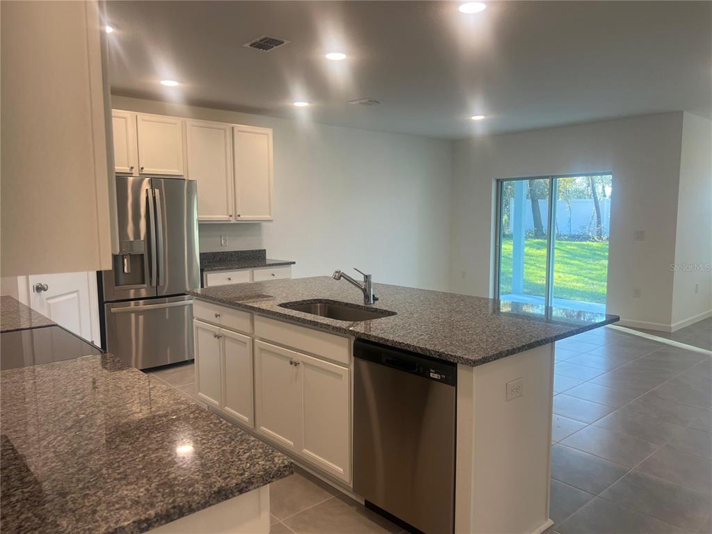 2407 Southwest 165th Street Ocala, FL 34473 - Photo 11 of 55