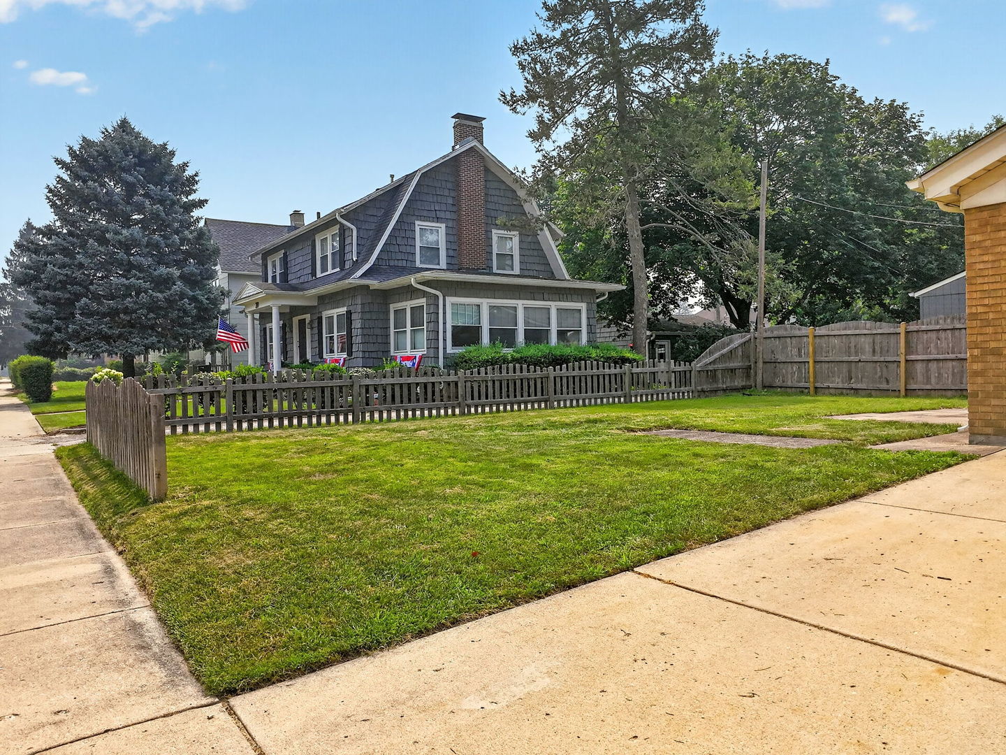 649 North Spring Street Elgin, IL 60120 - Photo 34 of 41 Gallery Image 34