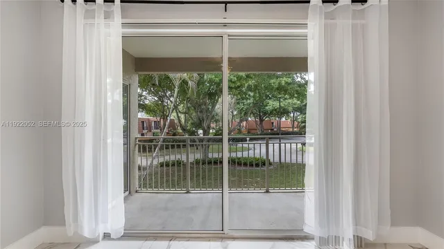 $2,000 | 1825 Palm Cove Boulevard, Unit 7201, Delray Beach, FL 33445