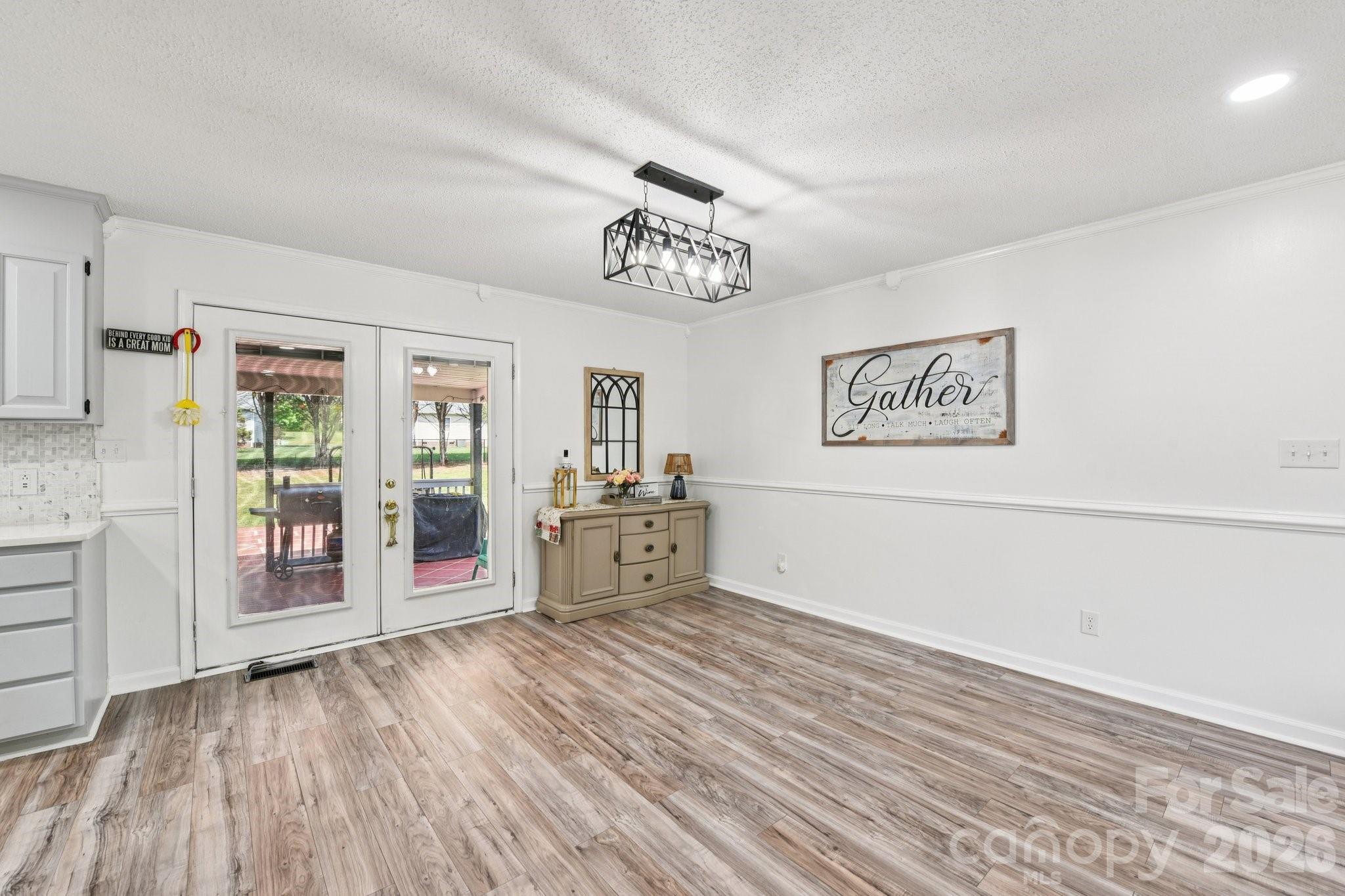 140 Clearview Road Statesville, NC 28625 - Photo 11 of 48