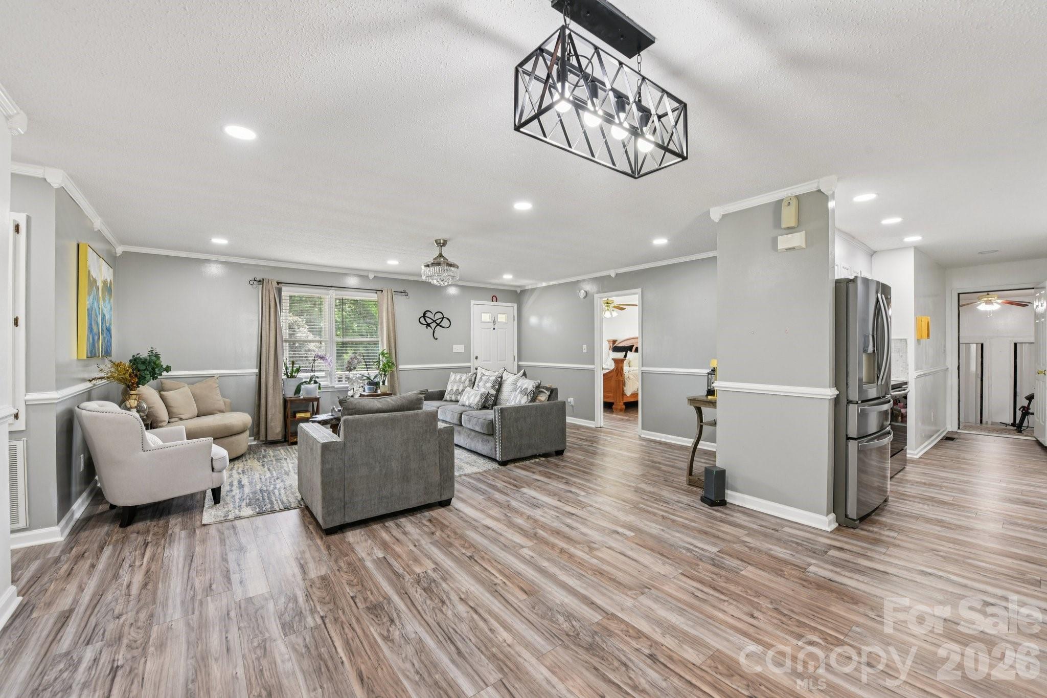 140 Clearview Road Statesville, NC 28625 - Photo 12 of 48