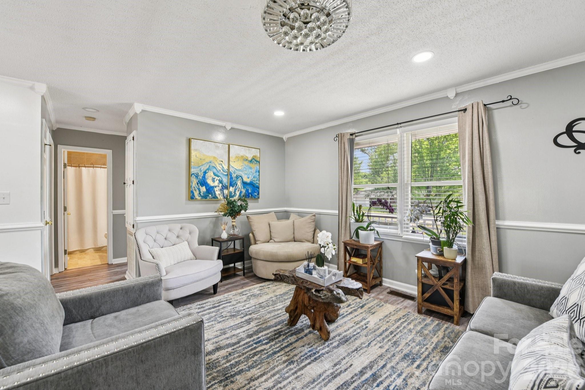 140 Clearview Road Statesville, NC 28625 - Photo 6 of 48