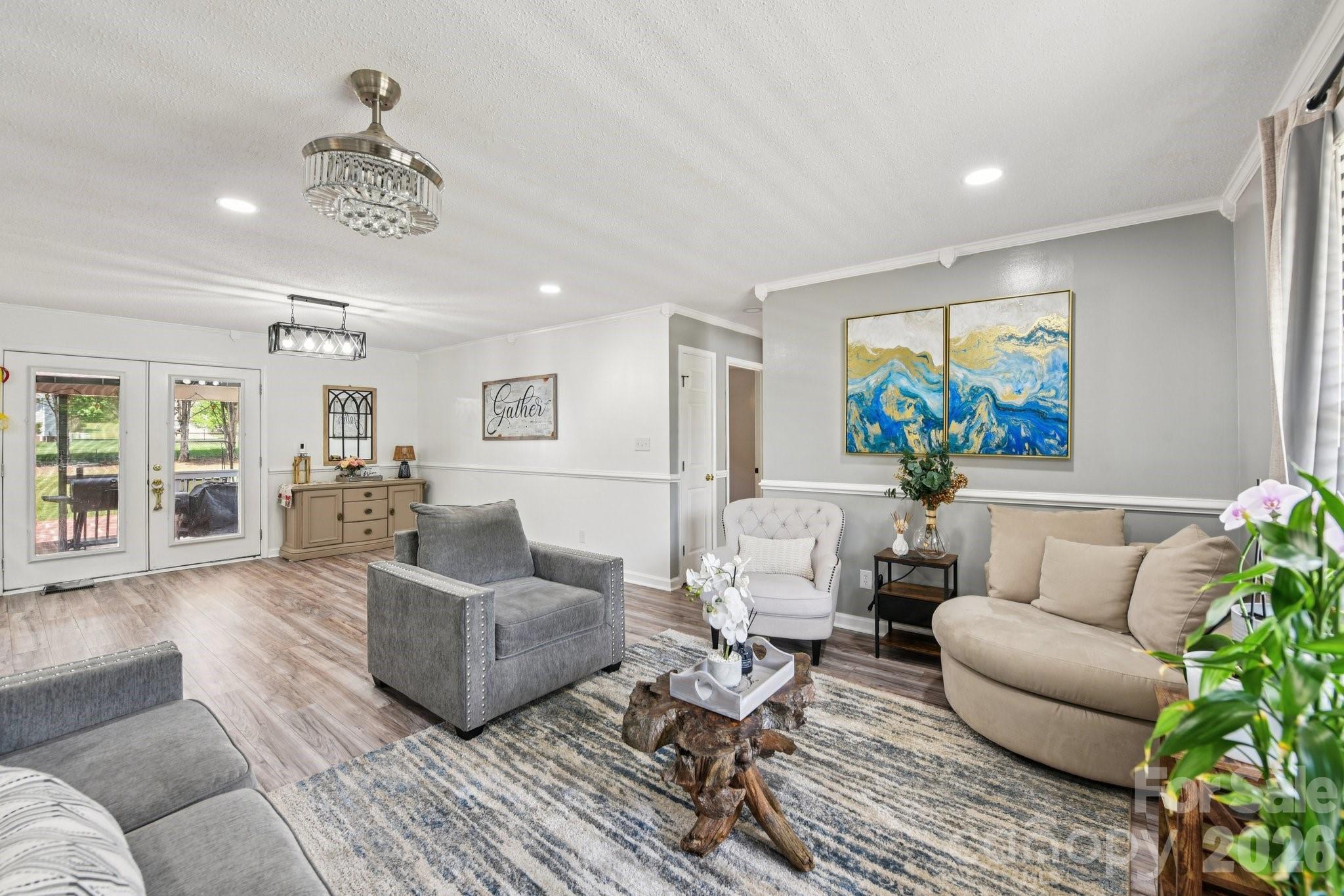 140 Clearview Road Statesville, NC 28625 - Photo 8 of 48