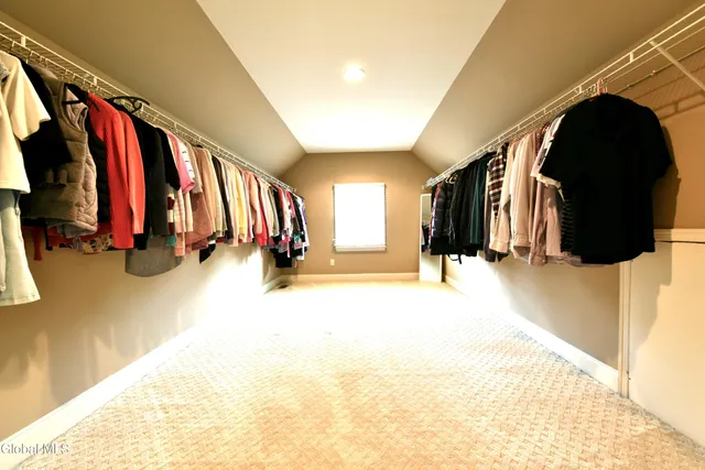 $799,000 | 72 Stone Crest Drive, Halfmoon, NY 12118