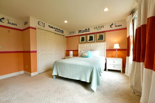 $799,000 | 72 Stone Crest Drive, Halfmoon, NY 12118