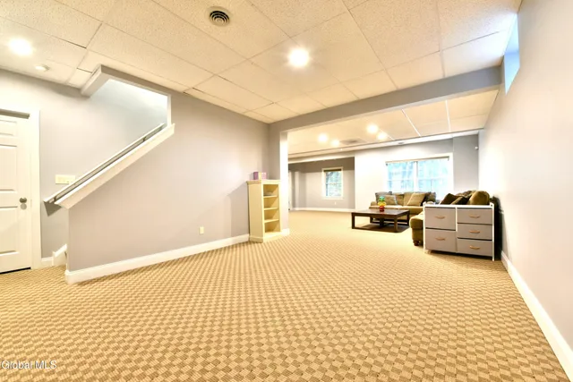 $799,000 | 72 Stone Crest Drive, Halfmoon, NY 12118