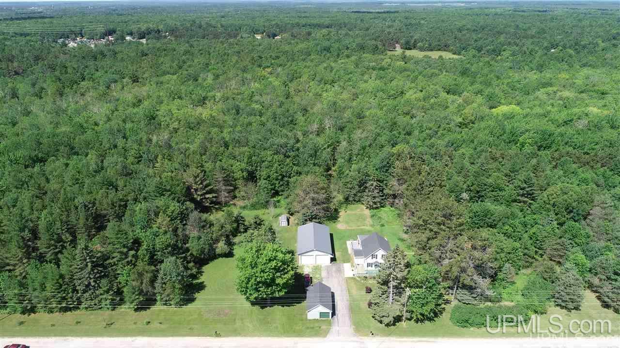 877 N River Road Manistique, MI 49854 - Photo 38 of 43
