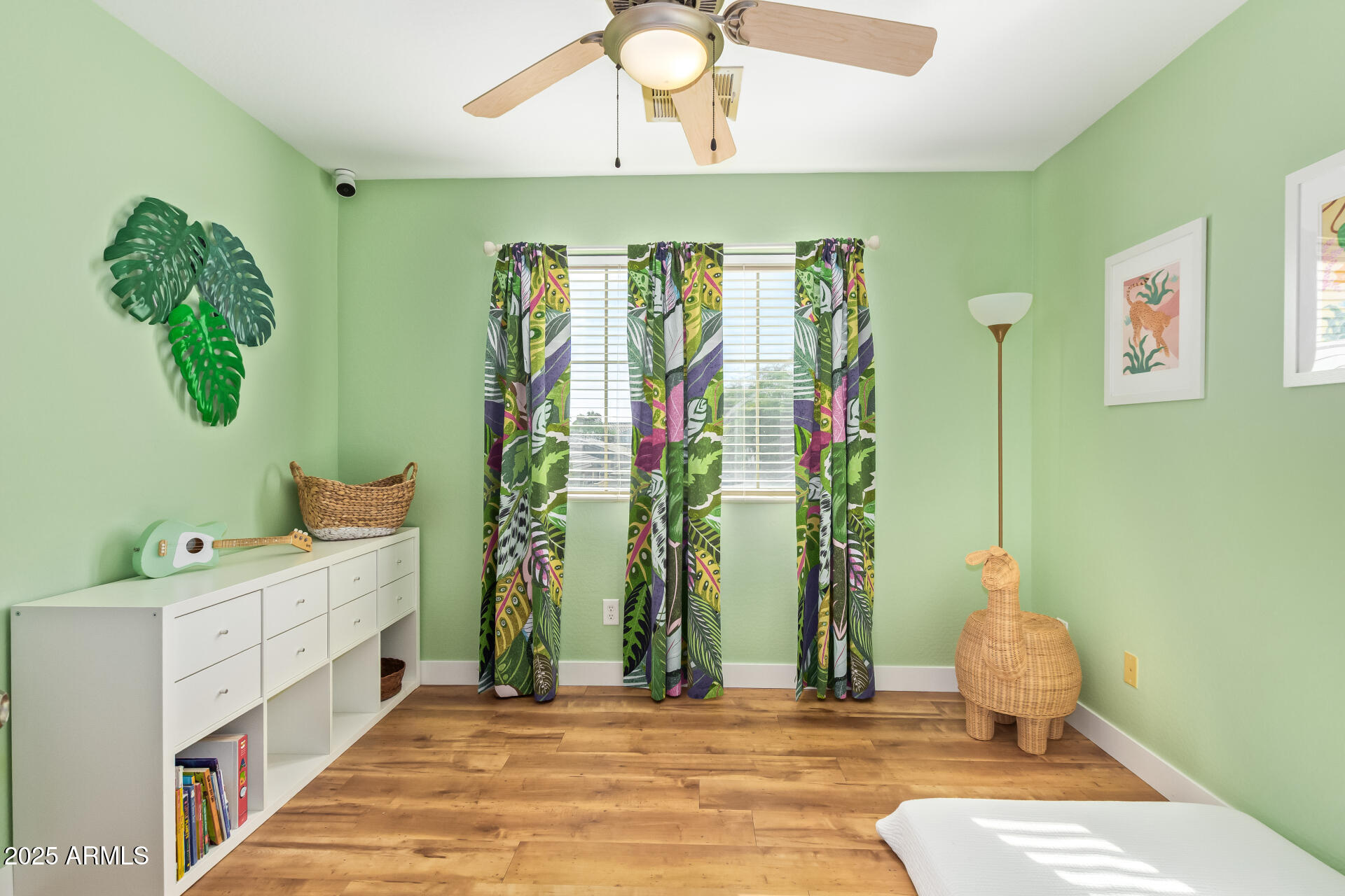 45360 West Desert Garden Road Maricopa, AZ 85139 - Photo 28 of 42 a bathroom with a sink a mirror and a shower