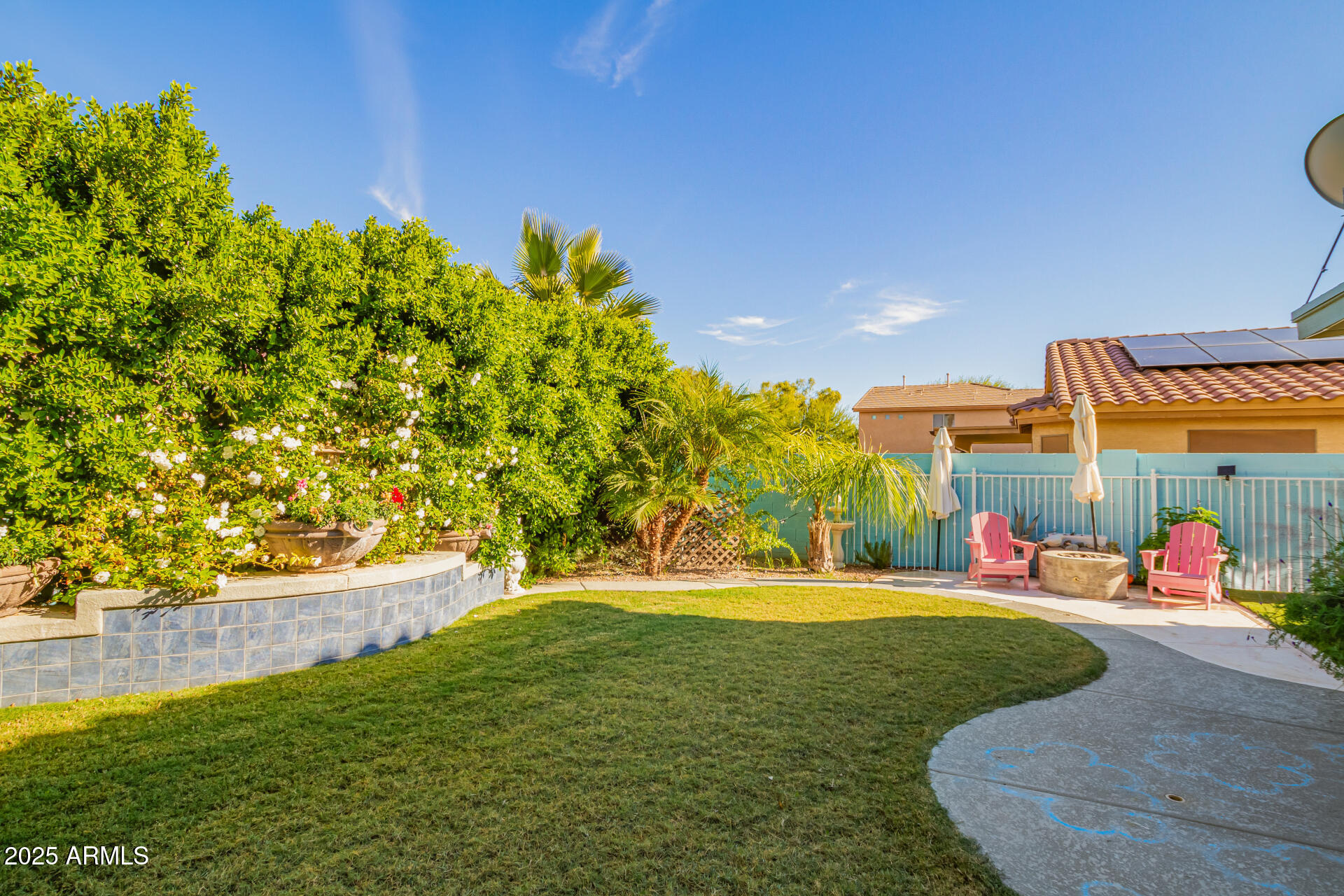 45360 West Desert Garden Road Maricopa, AZ 85139 - Photo 42 of 42 a garden view with a sitting space