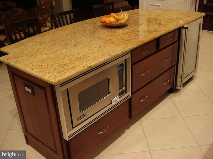 1016 Mercer Road Princeton, NJ 08540 - Photo 7 of 25 Kitchen