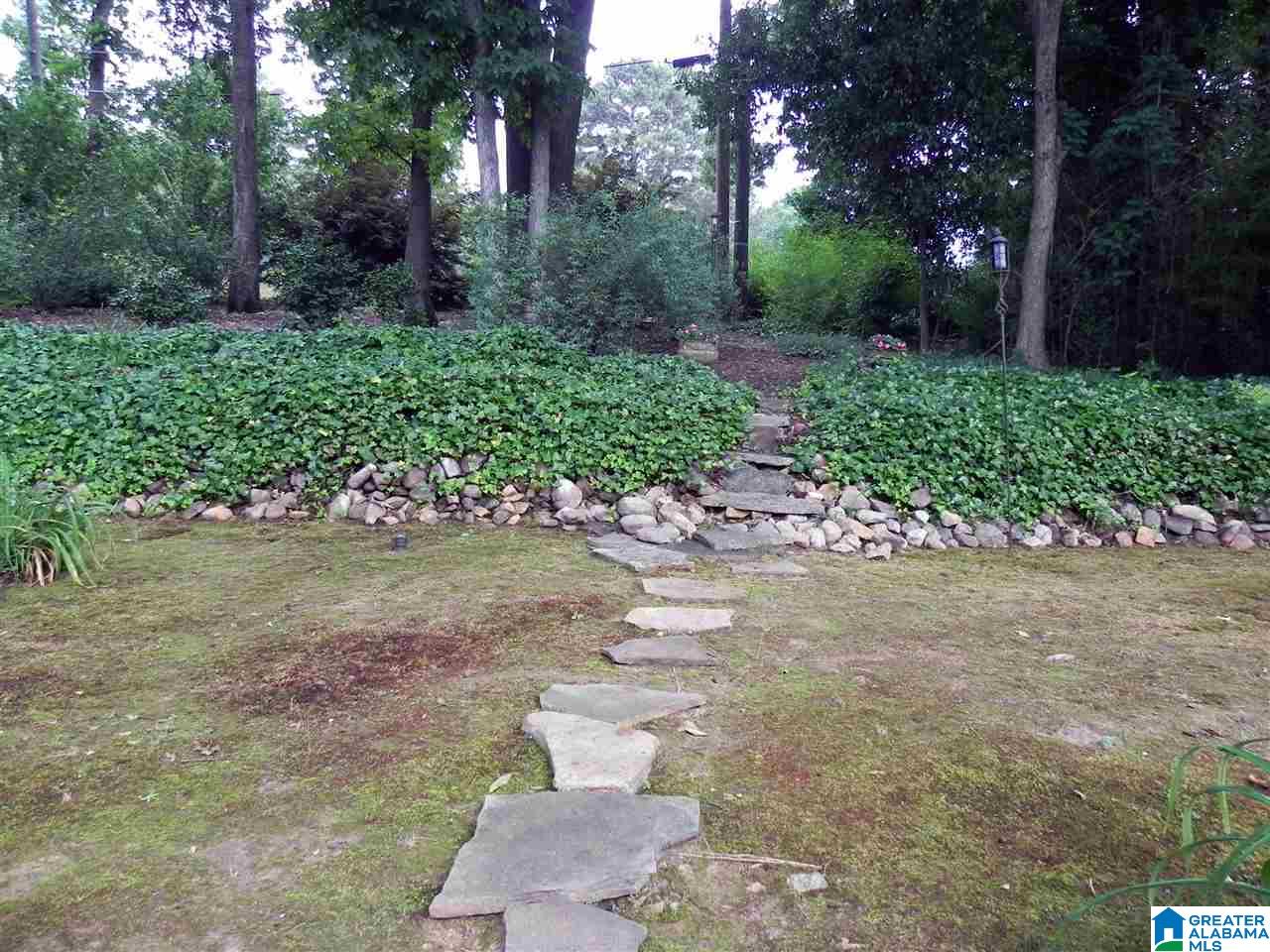 1100 Montvue Road Anniston, AL 36207 - Photo 7 of 50