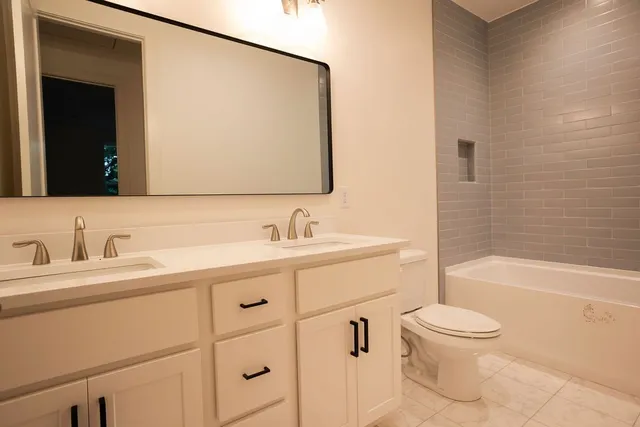 $6,450 | 1000 Caldwell Lane, Unit C, Nashville, TN 37204