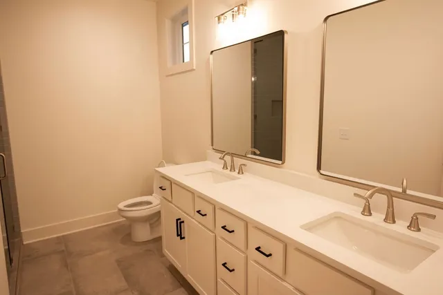 $6,450 | 1000 Caldwell Lane, Unit C, Nashville, TN 37204