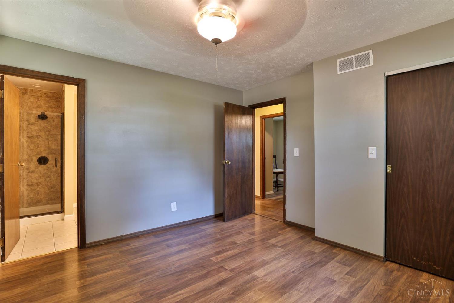 3951 West Elkton Road Hamilton, OH 45011 - Photo 19 of 44 Gallery Image 19