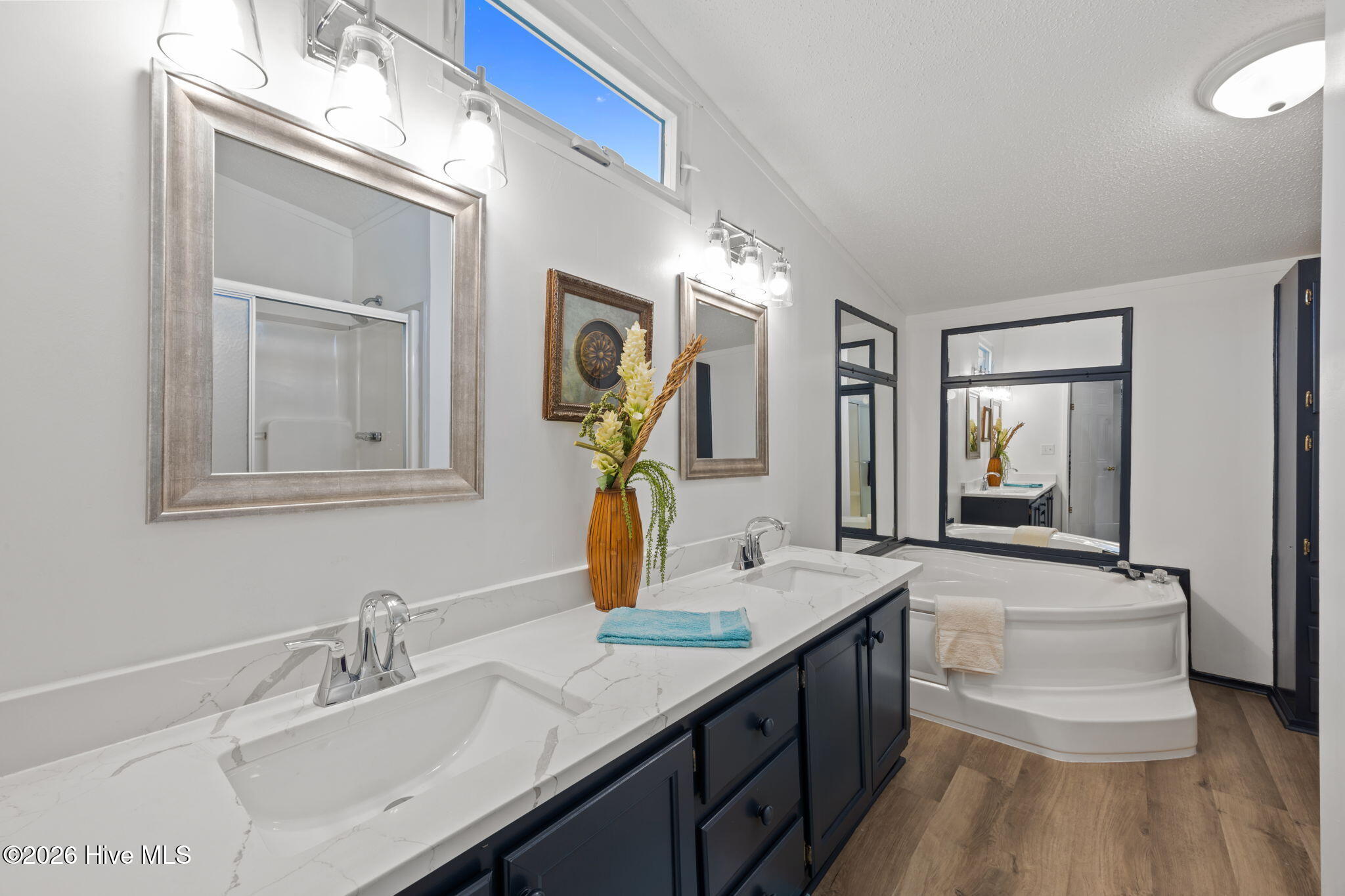 115 Great Oak Road Havelock, NC 28532 - Photo 15 of 39 GrtOakEnsuite