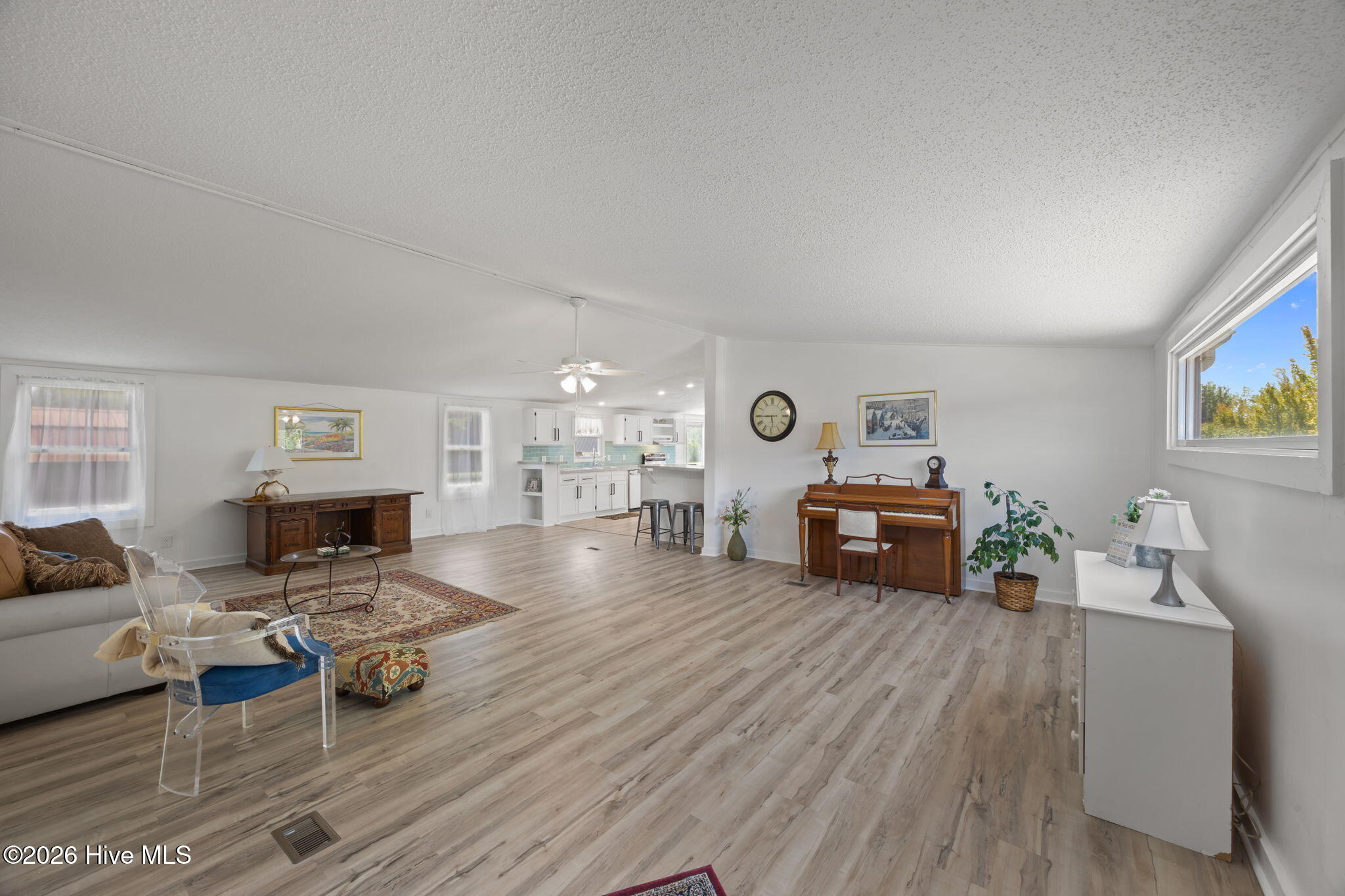 115 Great Oak Road Havelock, NC 28532 - Photo 3 of 39 GrtOakLR