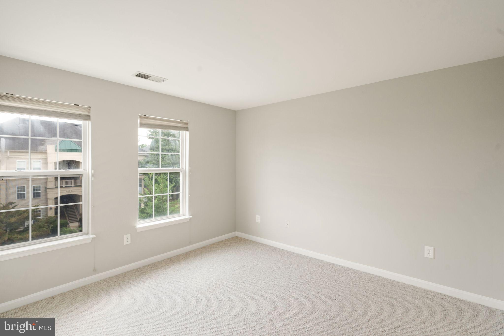 1067 Gardenview Loop, Unit 304 Woodbridge, VA 22191 - Photo 15 of 37