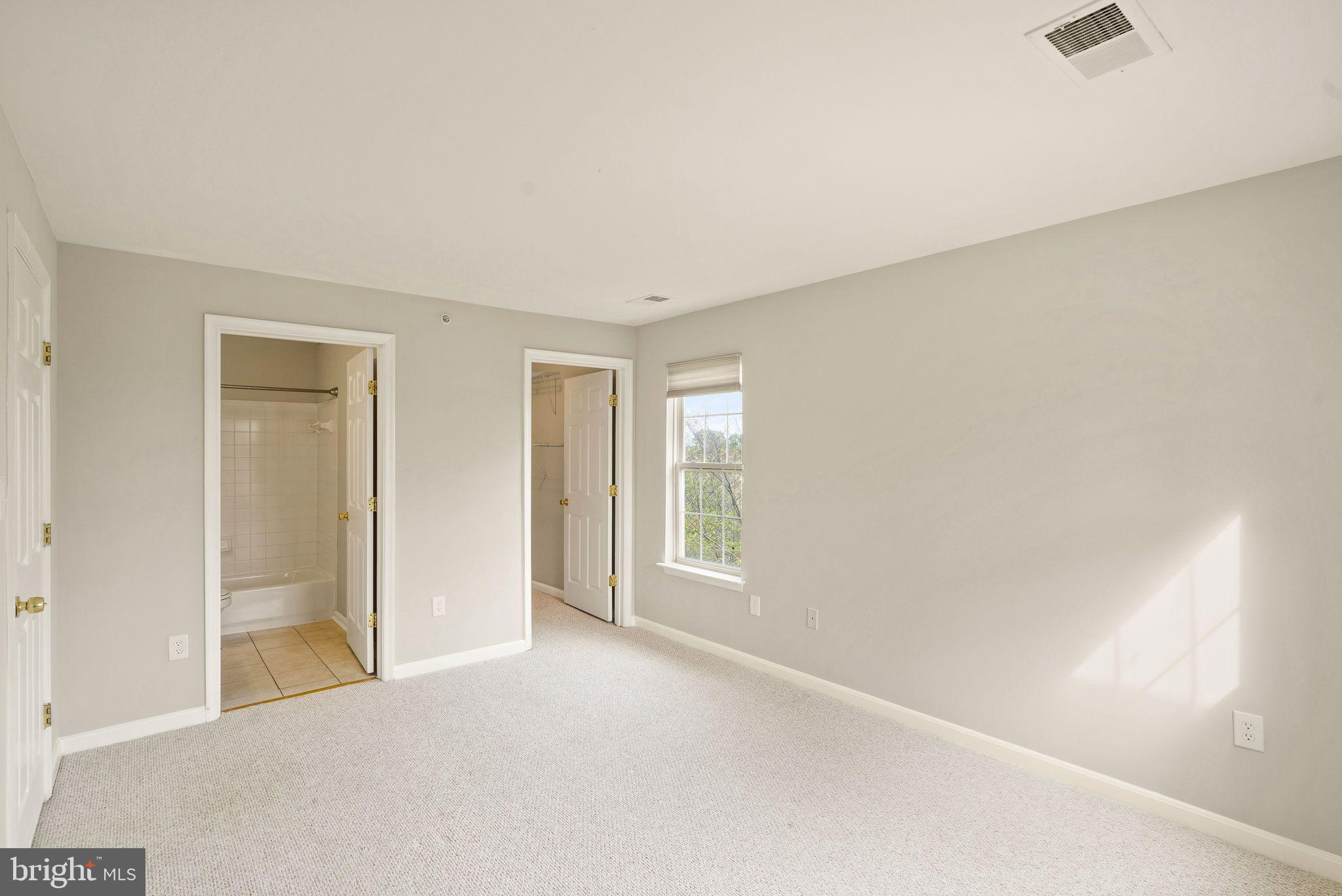 1067 Gardenview Loop, Unit 304 Woodbridge, VA 22191 - Photo 23 of 37