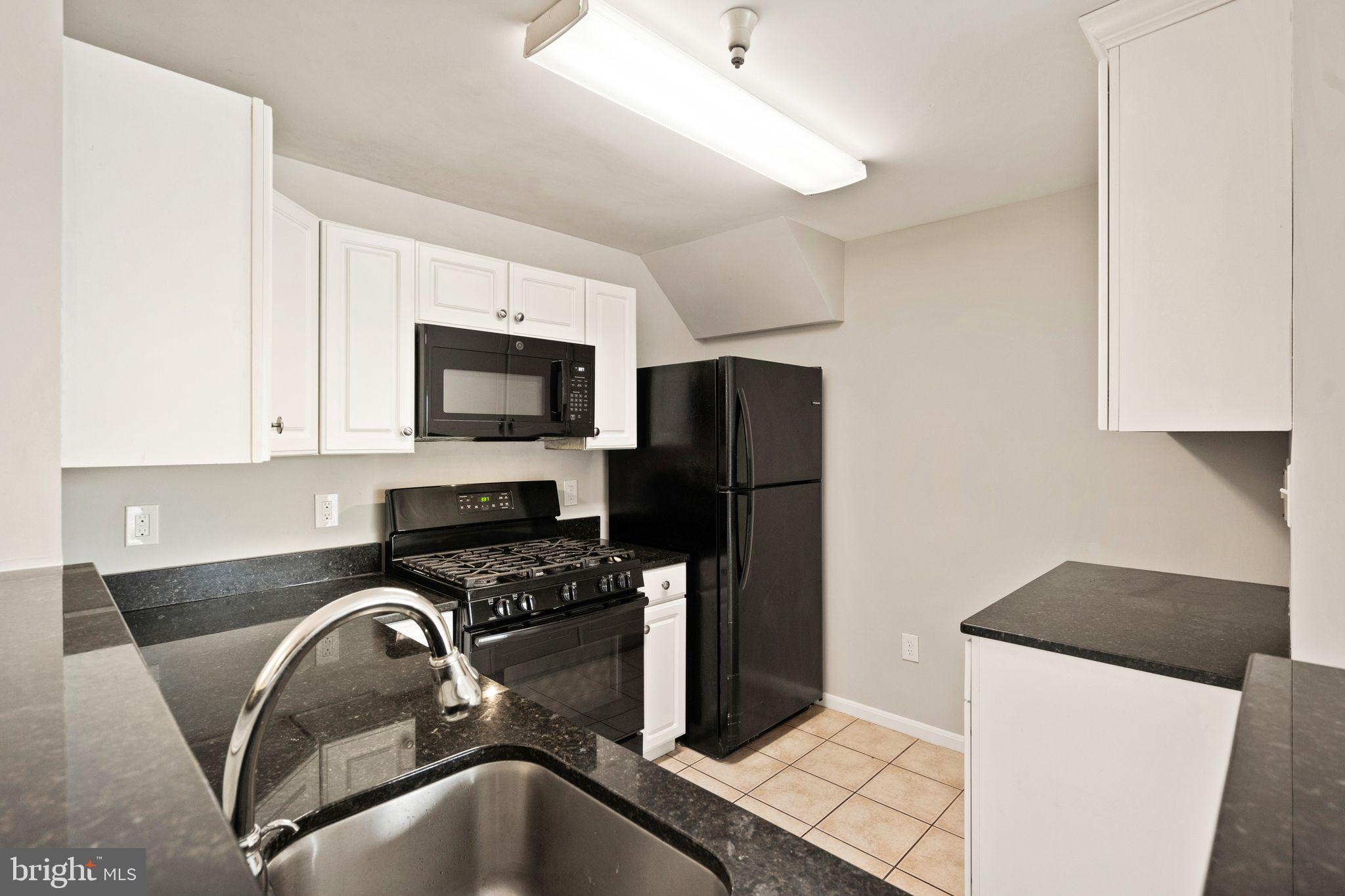 1067 Gardenview Loop, Unit 304 Woodbridge, VA 22191 - Photo 5 of 37