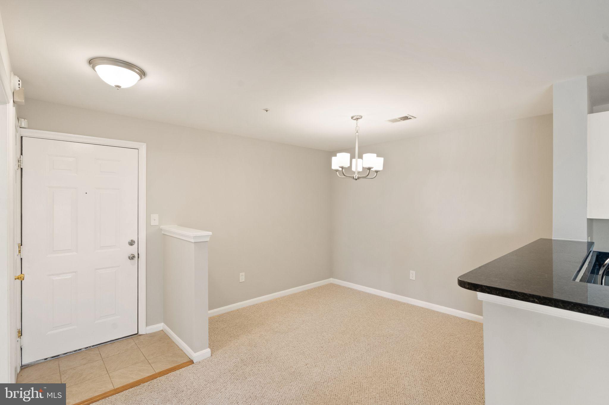 1067 Gardenview Loop, Unit 304 Woodbridge, VA 22191 - Photo 9 of 37