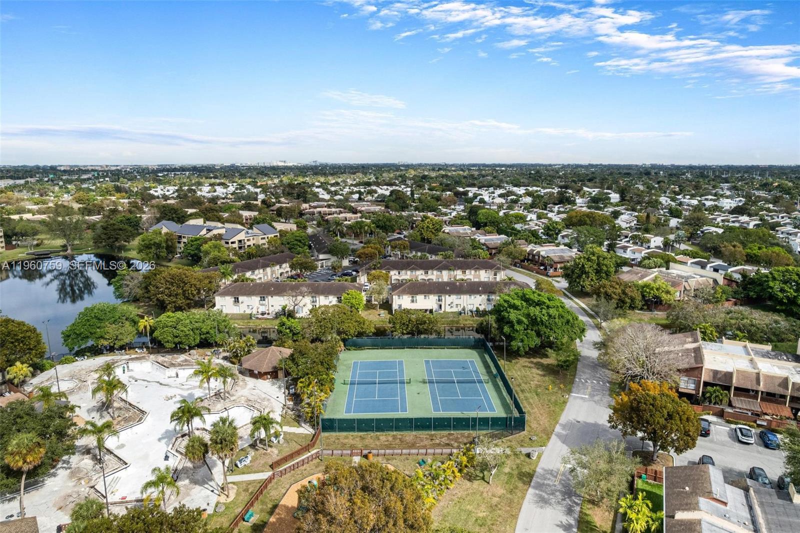 7074 Southwest 114th Place, Unit B Miami, FL 33173 - Photo 38 of 44