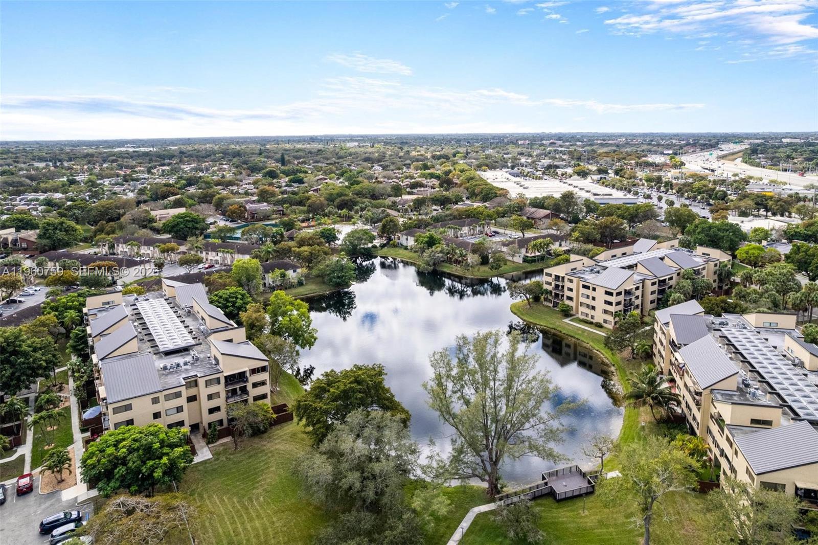 7074 Southwest 114th Place, Unit B Miami, FL 33173 - Photo 40 of 44