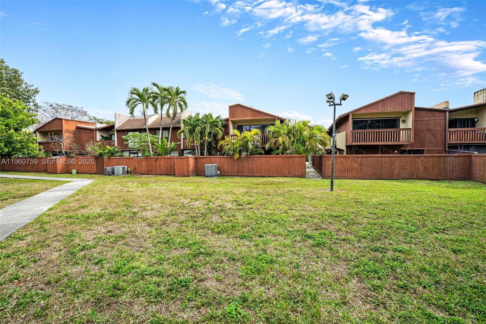 7074 Southwest 114th Place, Unit B Miami, FL 33173 - Photo 41 of 44