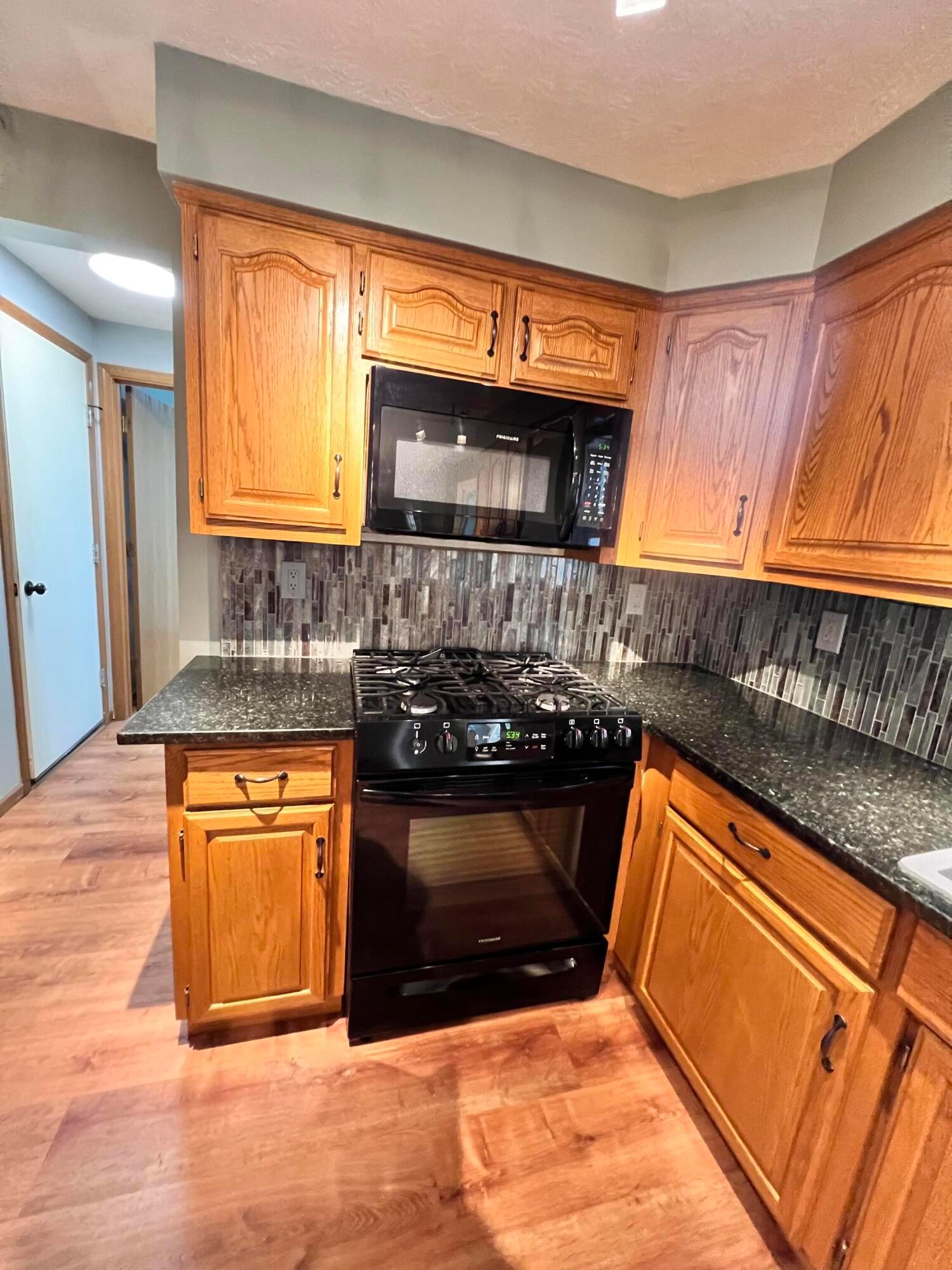 20600 Hellwig Road Utica, OH 43080 - Photo 11 of 60 Kitchen