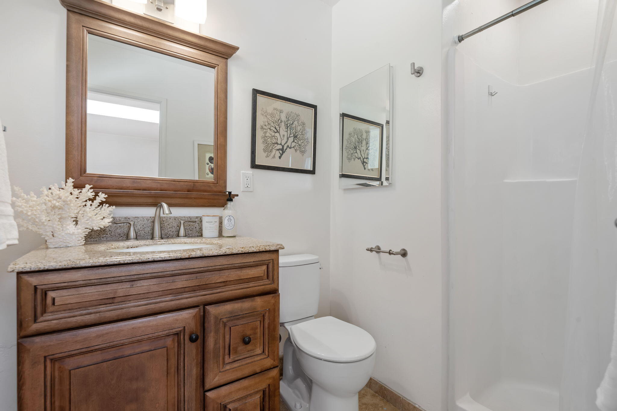3855 Foothill Road Santa Barbara, CA 93110 - Photo 35 of 39 Bathroom 2