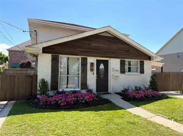 $2,650 | 278 West Robert E Lee Boulevard, New Orleans, LA 70124