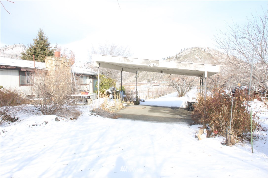 1520 Howard Flats Road Chelan, WA 98816 - Photo 17 of 21 Gallery Image 17