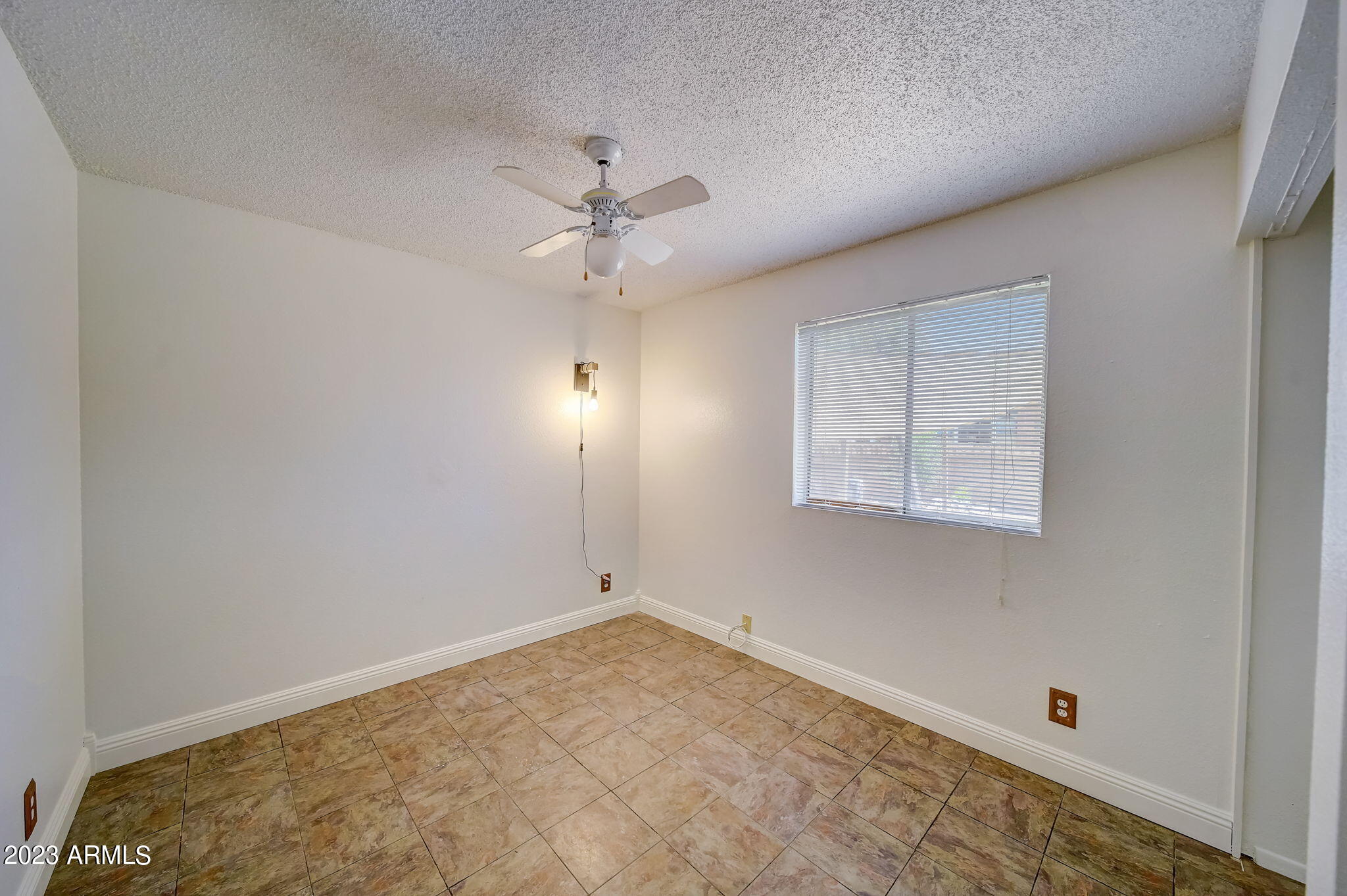 2663 West Wethersfield Road Phoenix, AZ 85029 - Photo 15 of 38 Bedroom 2