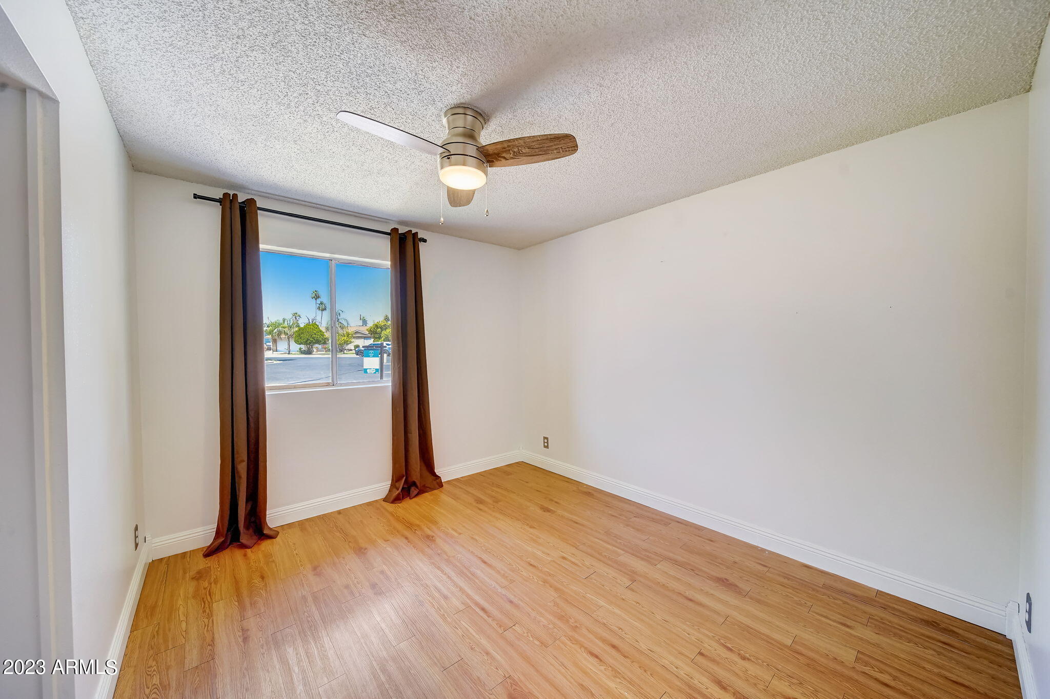 2663 West Wethersfield Road Phoenix, AZ 85029 - Photo 18 of 38 Bedroom 3