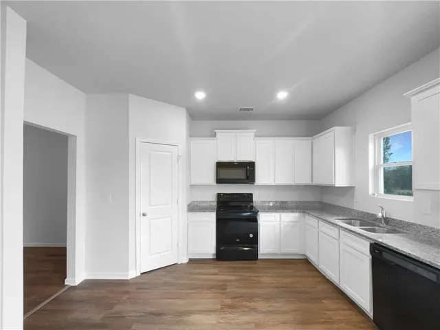 $295,000 | 2315 Freeman Road, Jonesboro, GA 30236