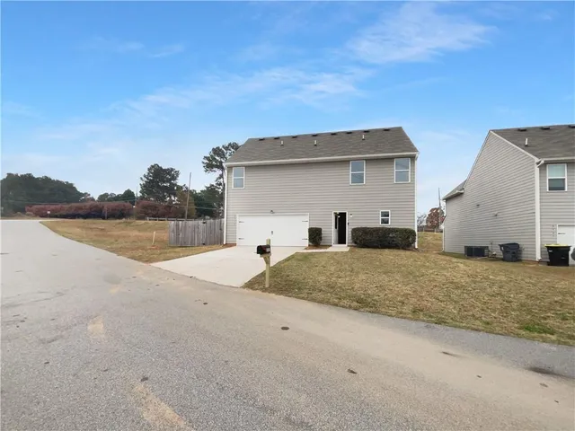 $295,000 | 2315 Freeman Road, Jonesboro, GA 30236