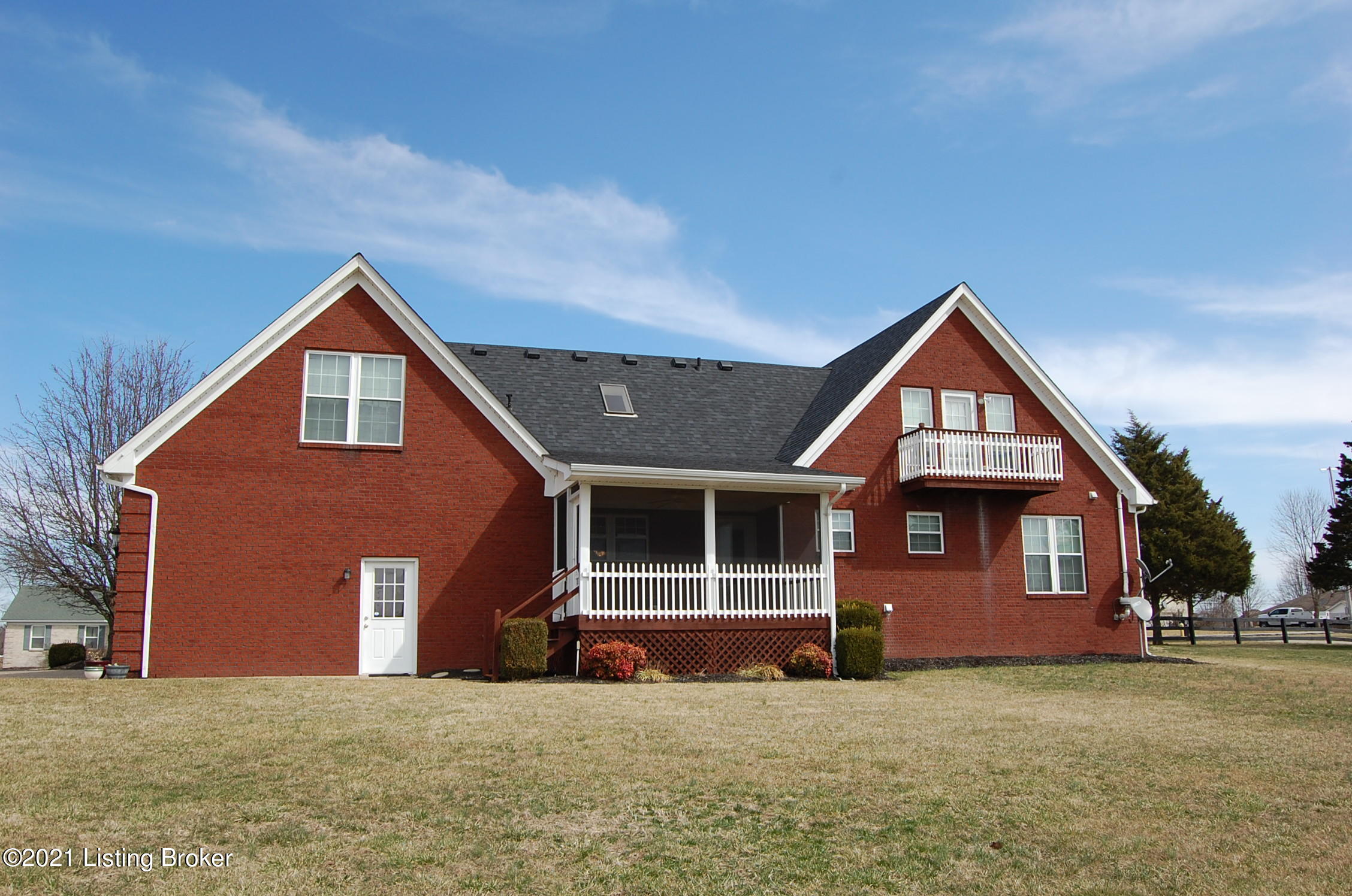 179 Rustic Way Shepherdsville, KY 40165 - Photo 2 of 29 DSC_0314