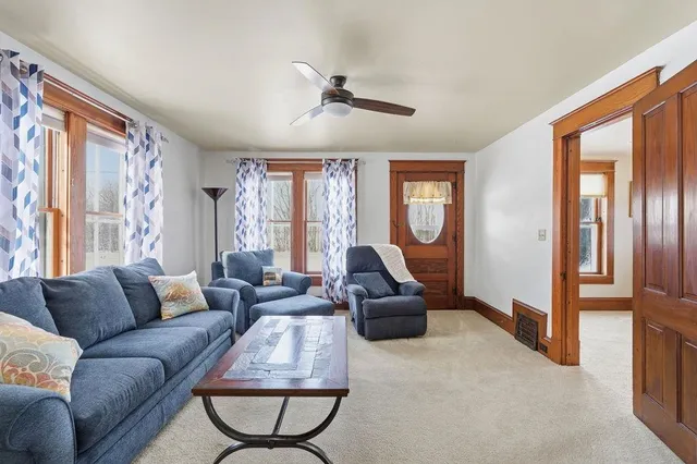 $389,900 | 5987 County Road East, Omro, WI 54963