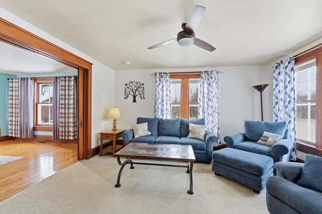 $389,900 | 5987 County Road East, Omro, WI 54963