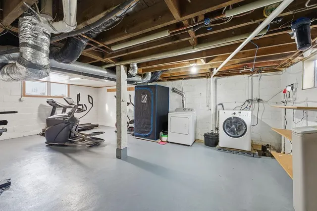 $389,900 | 5987 County Road East, Omro, WI 54963